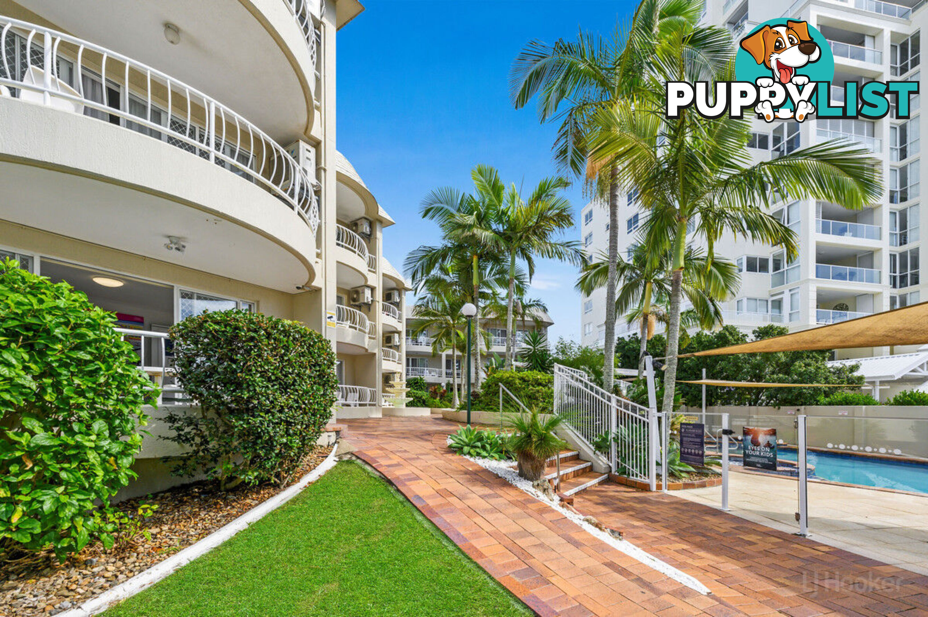 1/210 Marine Parade LABRADOR QLD 4215