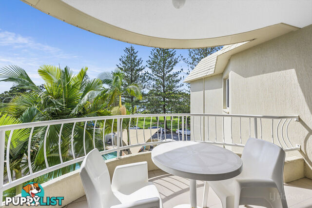 1/210 Marine Parade LABRADOR QLD 4215