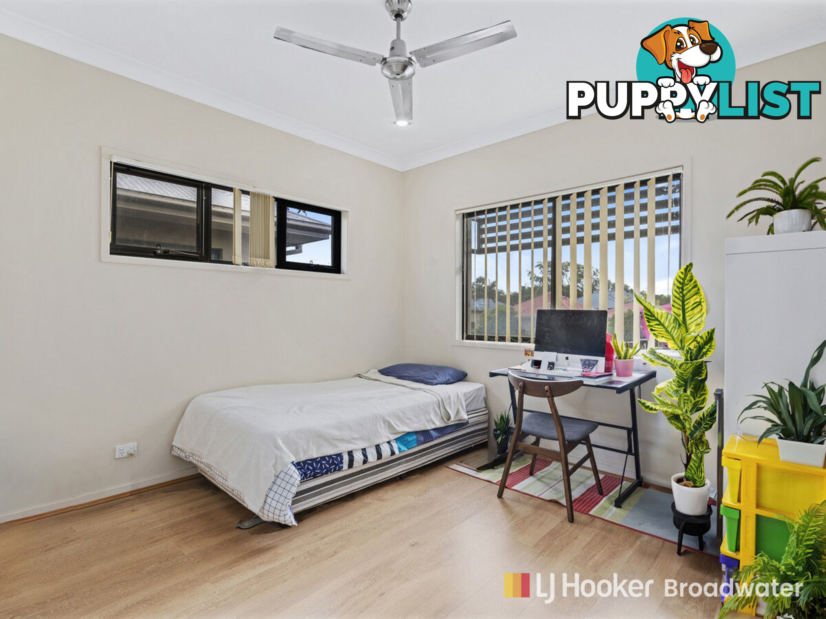 2/33 Harley Street LABRADOR QLD 4215