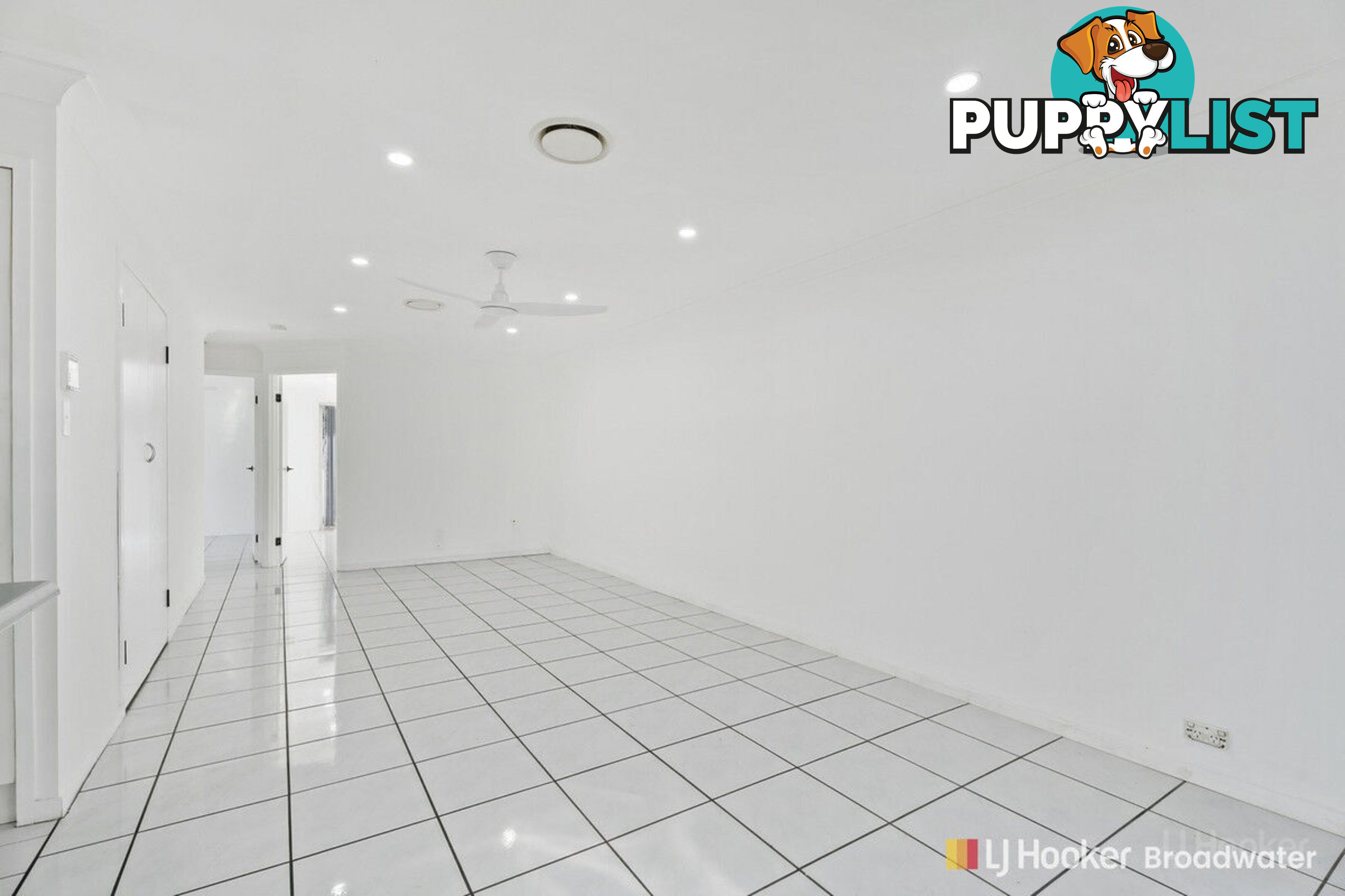1/4 Kenny Drive LABRADOR QLD 4215