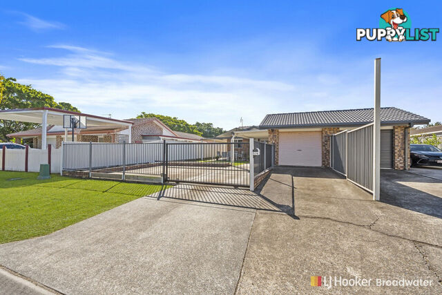 1/4 Kenny Drive LABRADOR QLD 4215