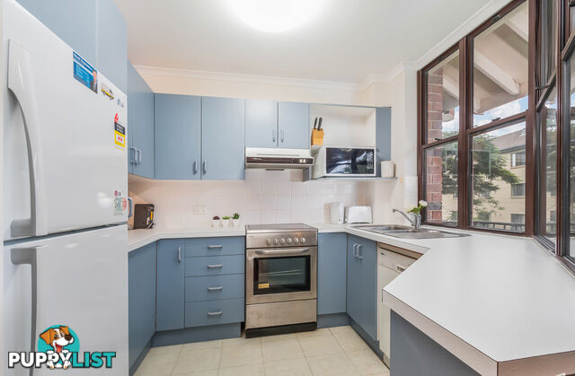 15/22-26 Carr Street ST LUCIA QLD 4067