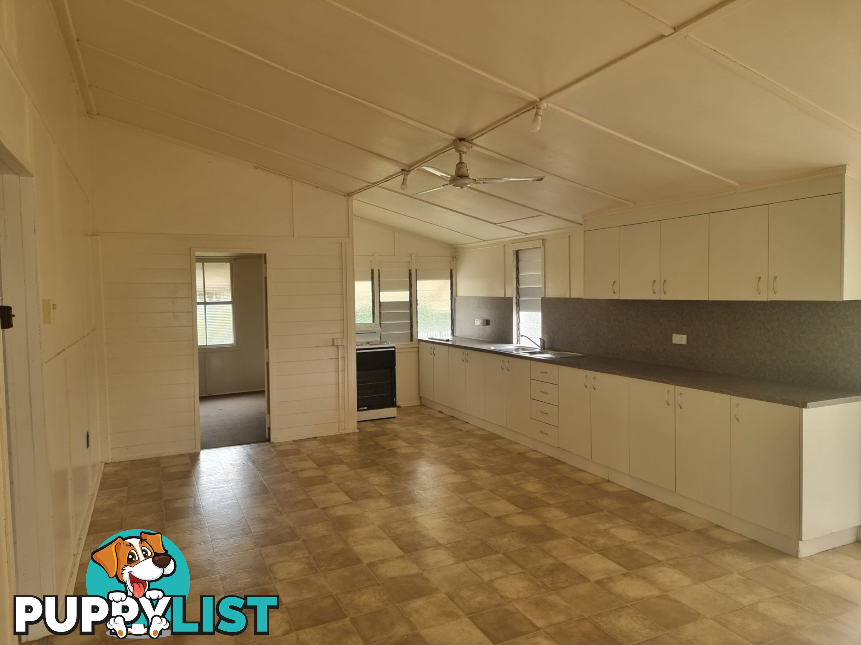 99 Herbert Street BOWEN QLD 4805