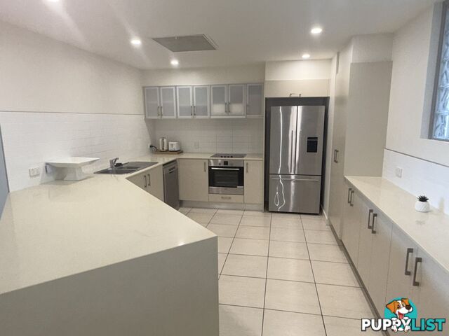 Apartment 9/2B Horseshoe Bay Road BOWEN QLD 4805