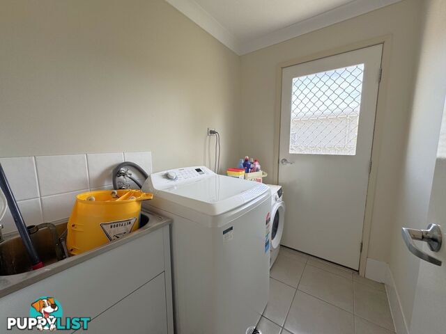 14-16 Sapphire Cres BOWEN QLD 4805