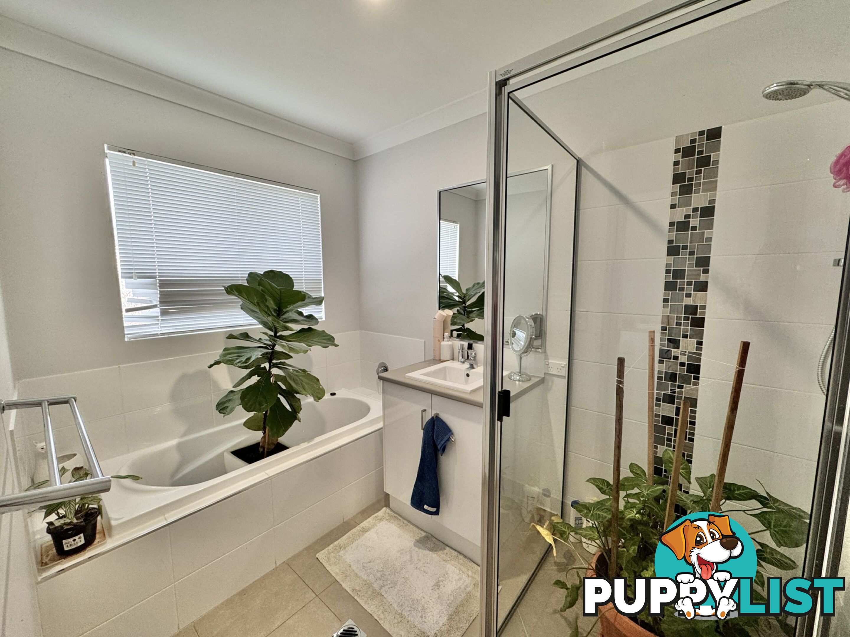 33 Duke Street BOWEN QLD 4805