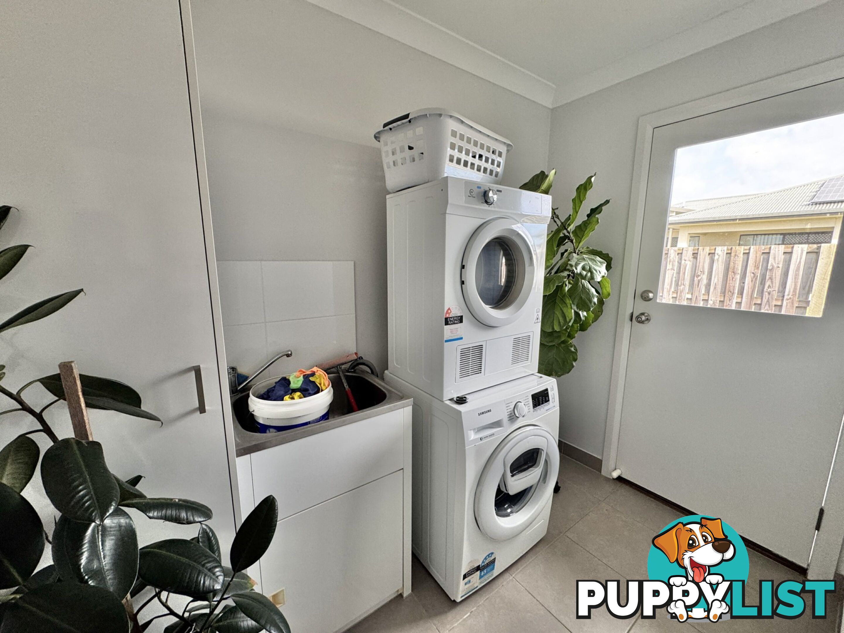 33 Duke Street BOWEN QLD 4805