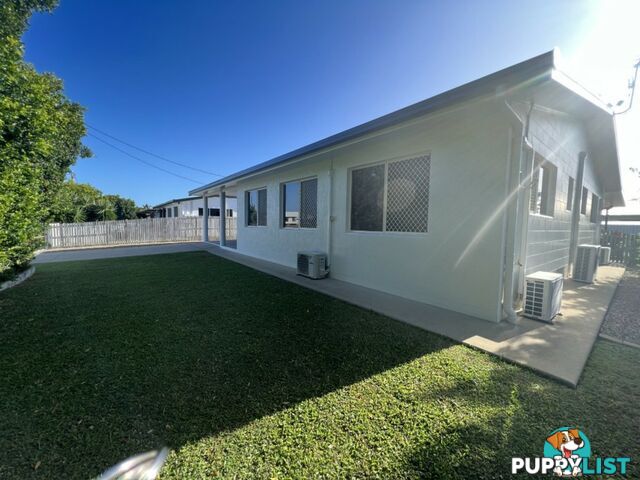 184 Queens Road BOWEN QLD 4805