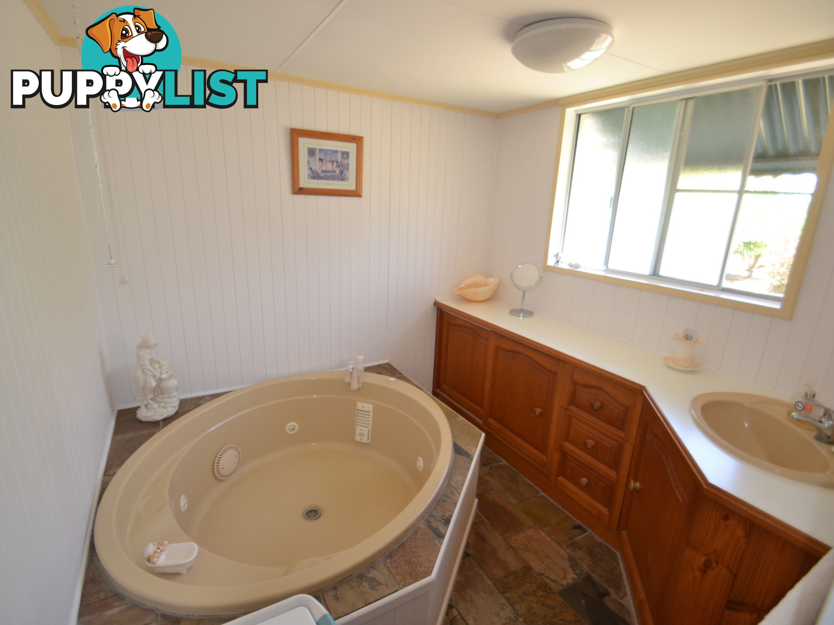 23 Gordon St BOWEN QLD 4805