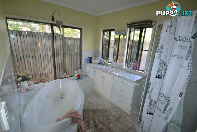 41 Hillview Rd BOWEN QLD 4805
