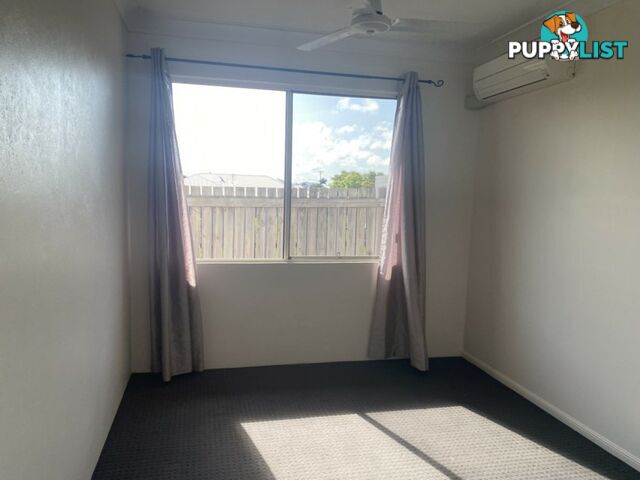 4a & 4b Russell Street BOWEN QLD 4805