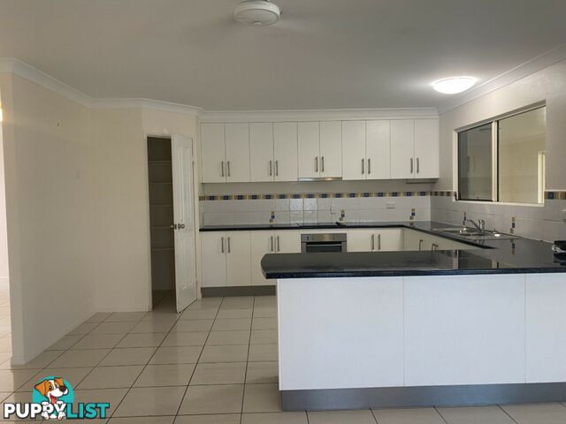 4a & 4b Russell Street BOWEN QLD 4805