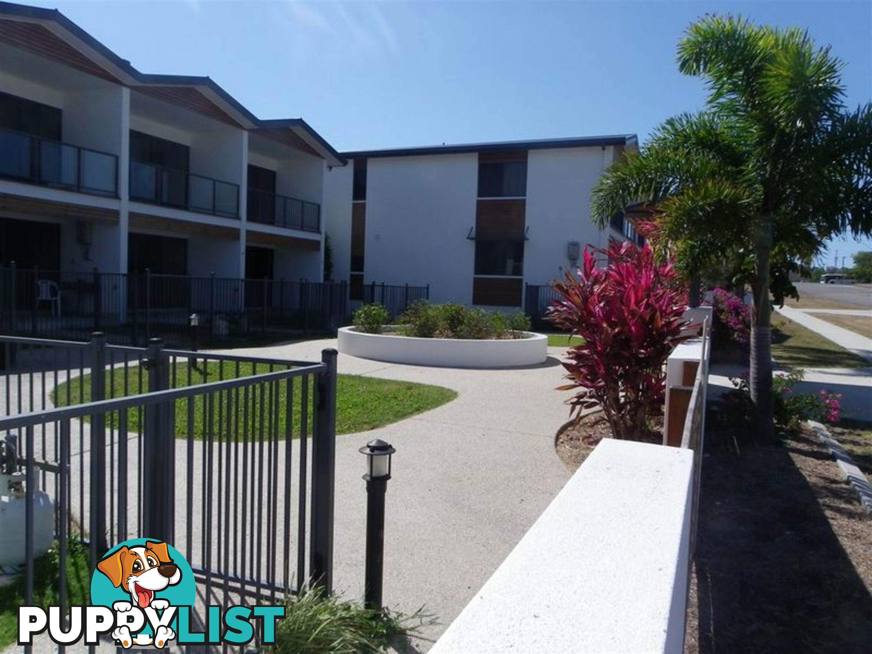 7/74a Powell Street BOWEN QLD 4805