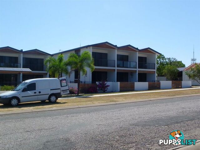 7/74a Powell Street BOWEN QLD 4805