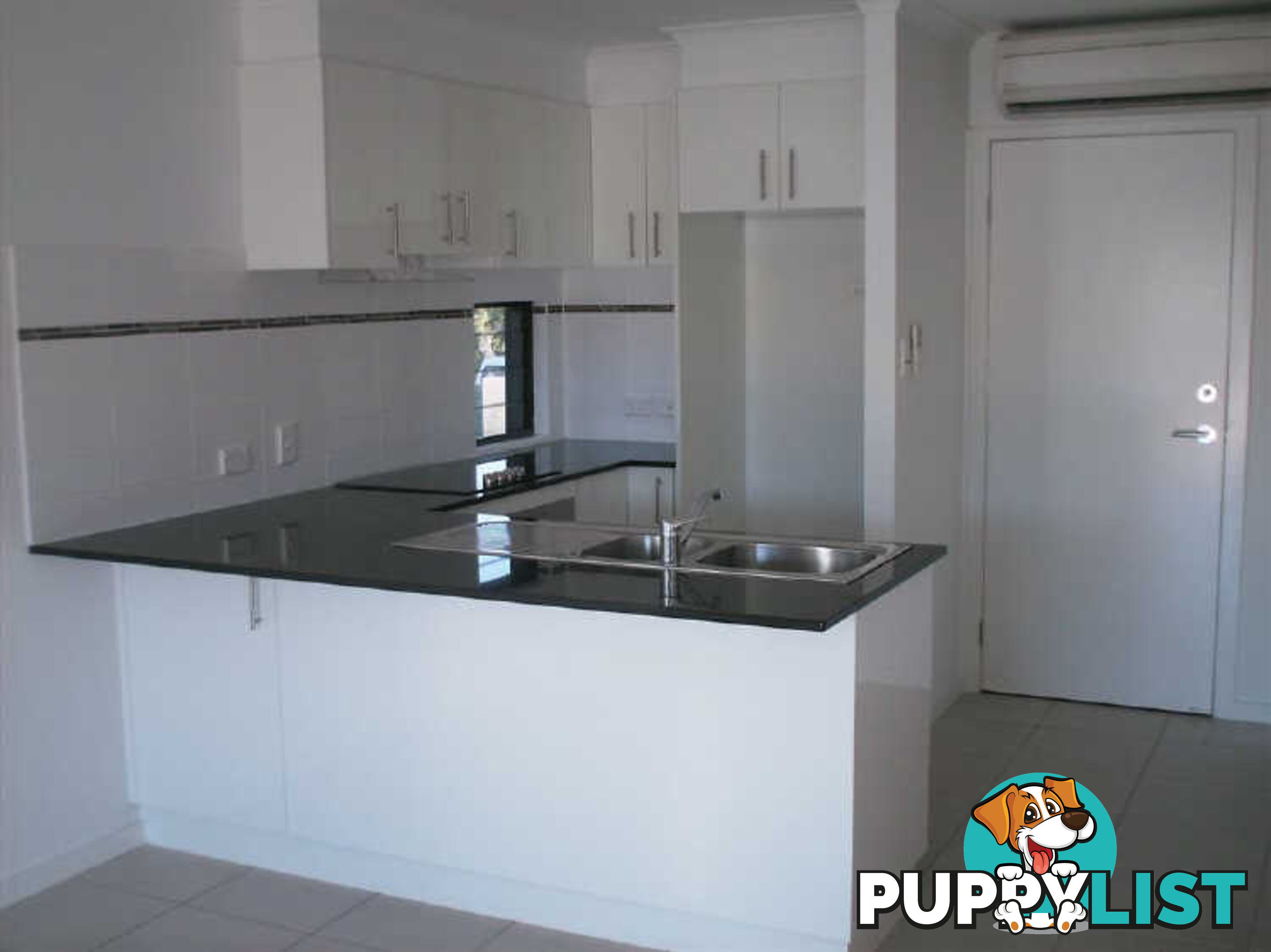 7/74a Powell Street BOWEN QLD 4805