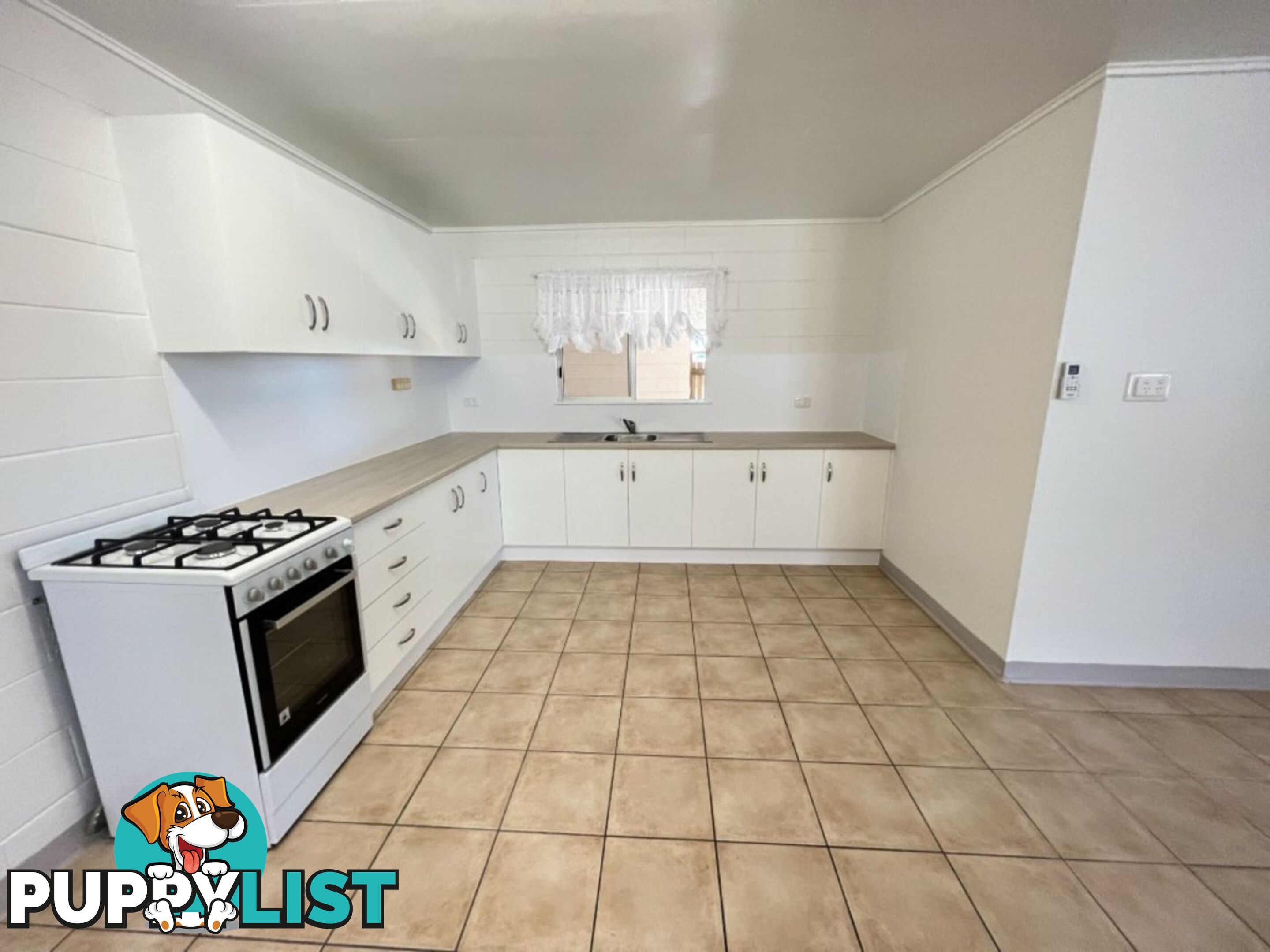 1 Bunting Street BOWEN QLD 4805