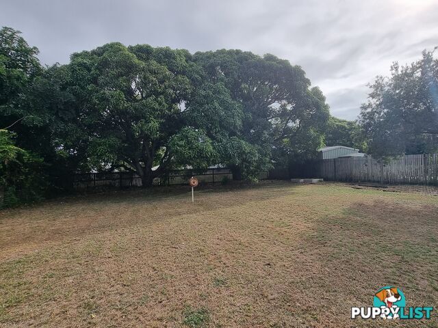 17 Gilbert Street BOWEN QLD 4805