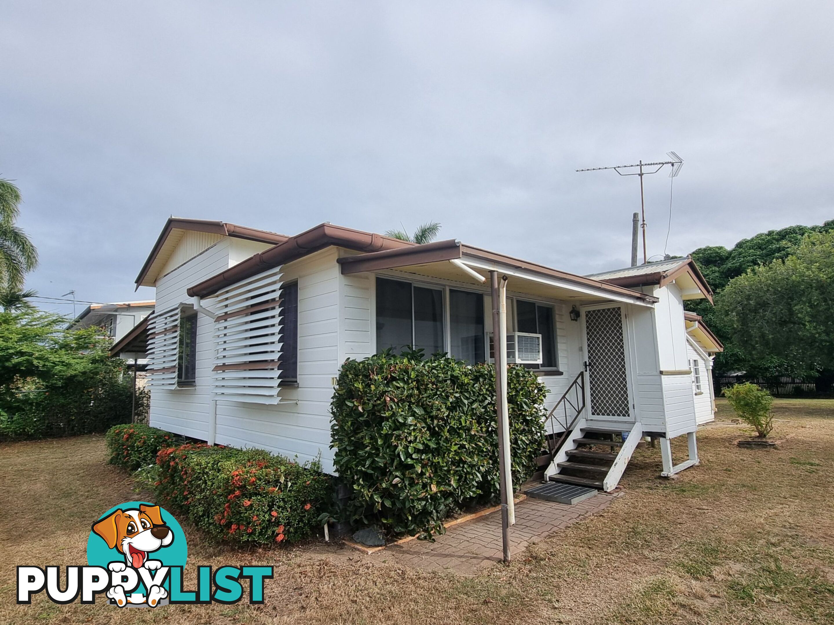 17 Gilbert Street BOWEN QLD 4805
