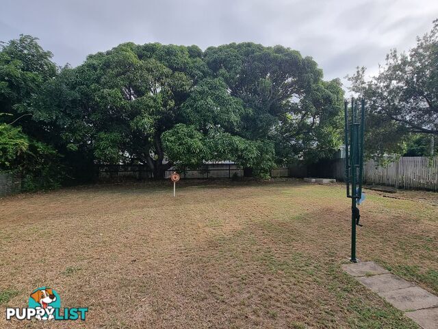 17 Gilbert Street BOWEN QLD 4805