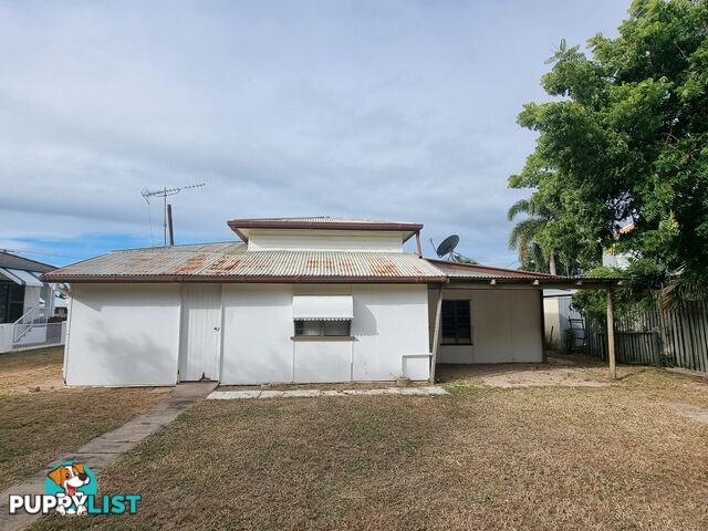 17 Gilbert Street BOWEN QLD 4805