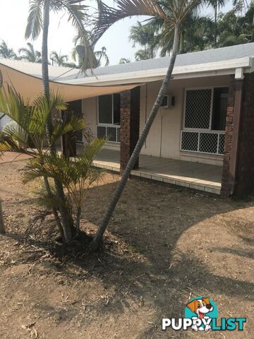 141a Soldiers Road BOWEN QLD 4805