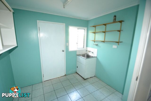 18 Gloucester Street BOWEN QLD 4805