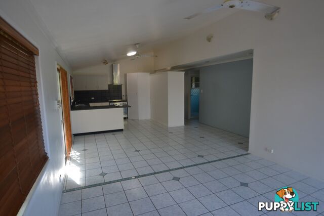 18 Gloucester Street BOWEN QLD 4805