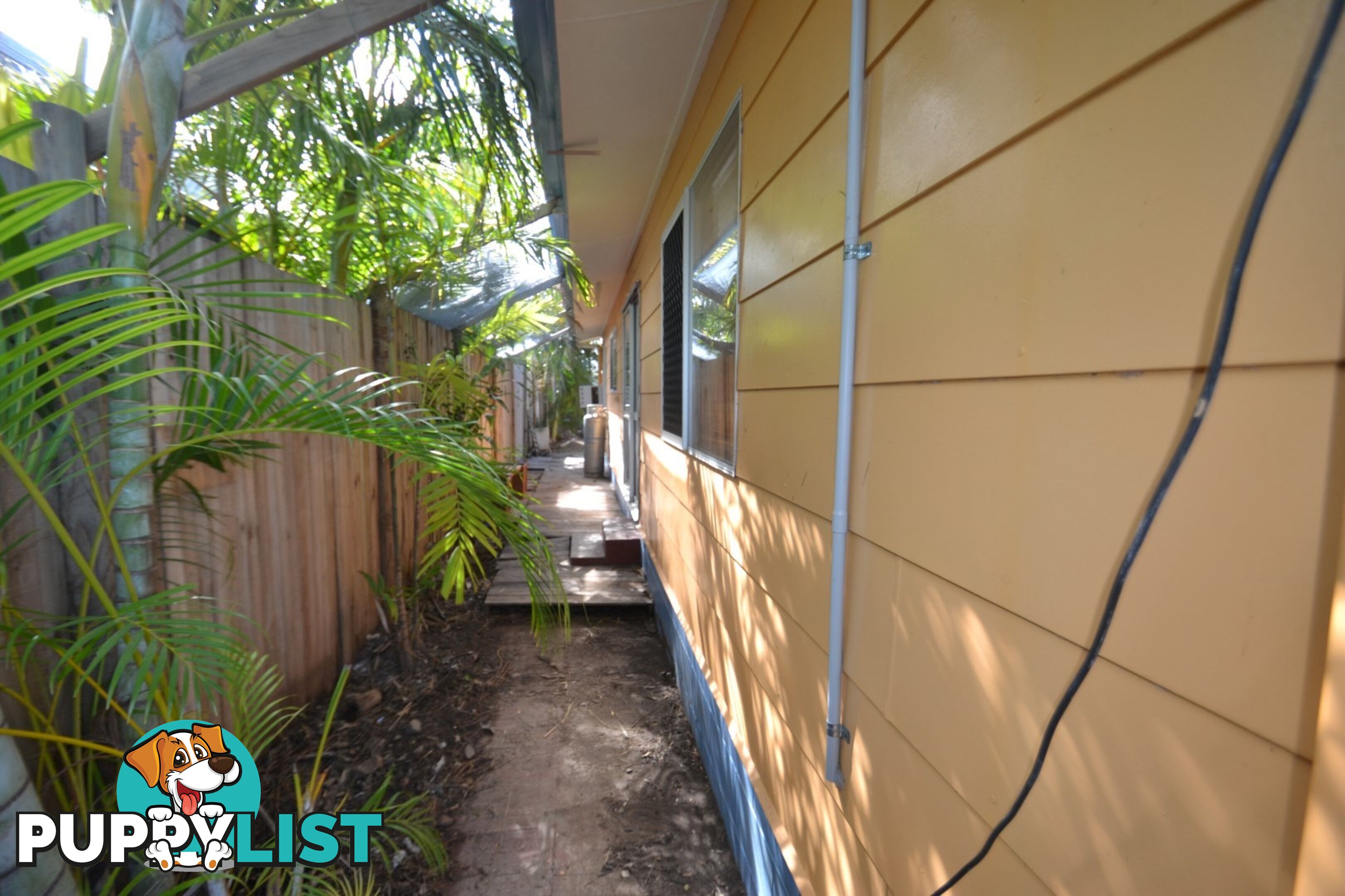 18 Gloucester Street BOWEN QLD 4805