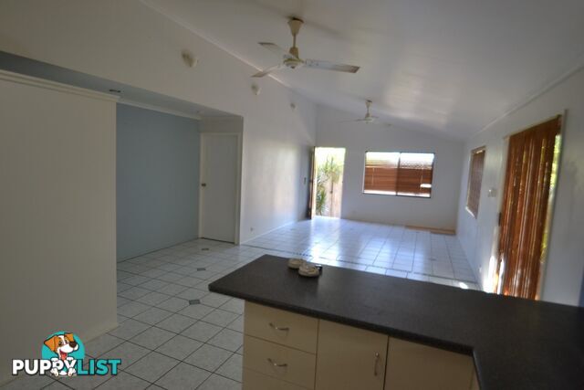 18 Gloucester Street BOWEN QLD 4805