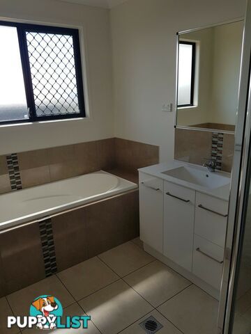 4 Baker Street BOWEN QLD 4805