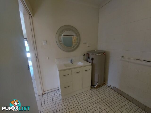 Unit 4, 8 Poinciana St BOWEN QLD 4805