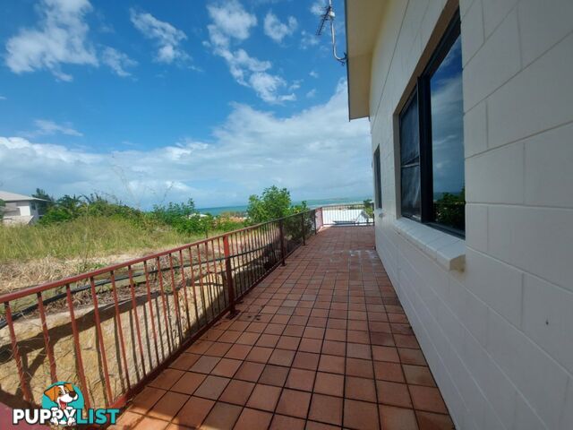 Unit 4, 8 Poinciana St BOWEN QLD 4805