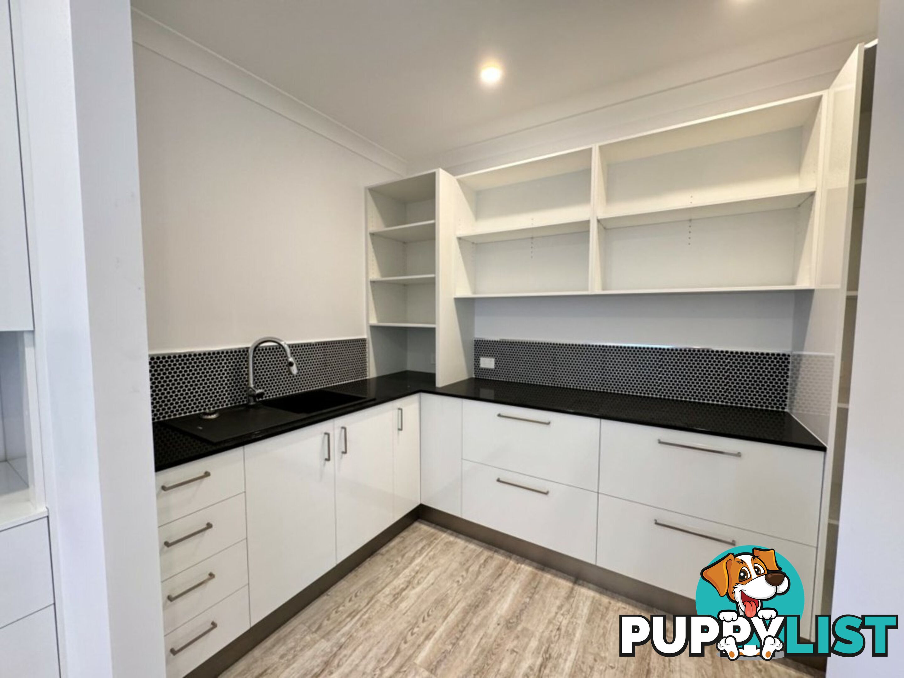 2 Williams Street BOWEN QLD 4805