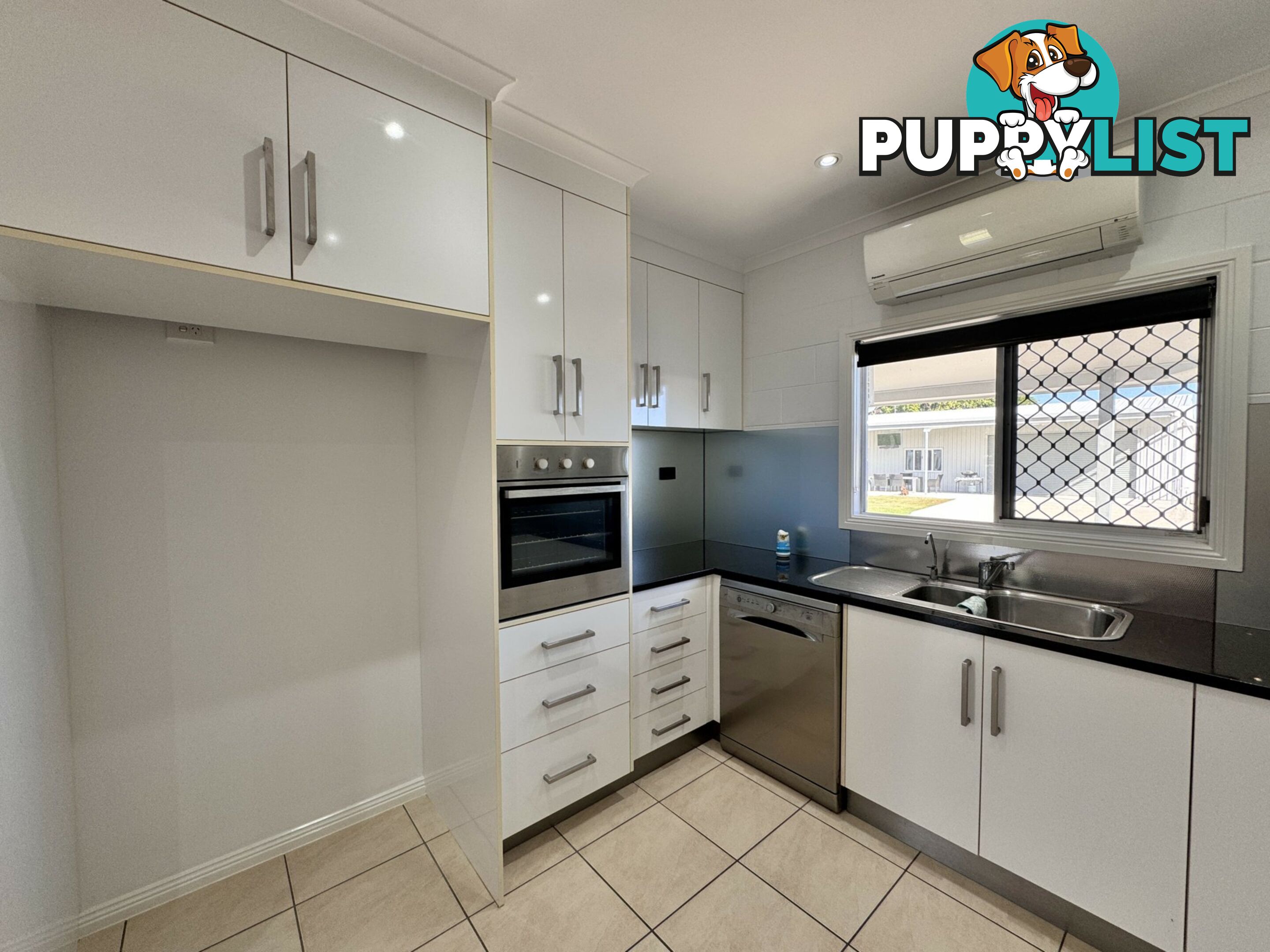 3 Hill Street BOWEN QLD 4805
