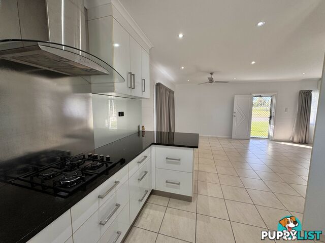 3 Hill Street BOWEN QLD 4805