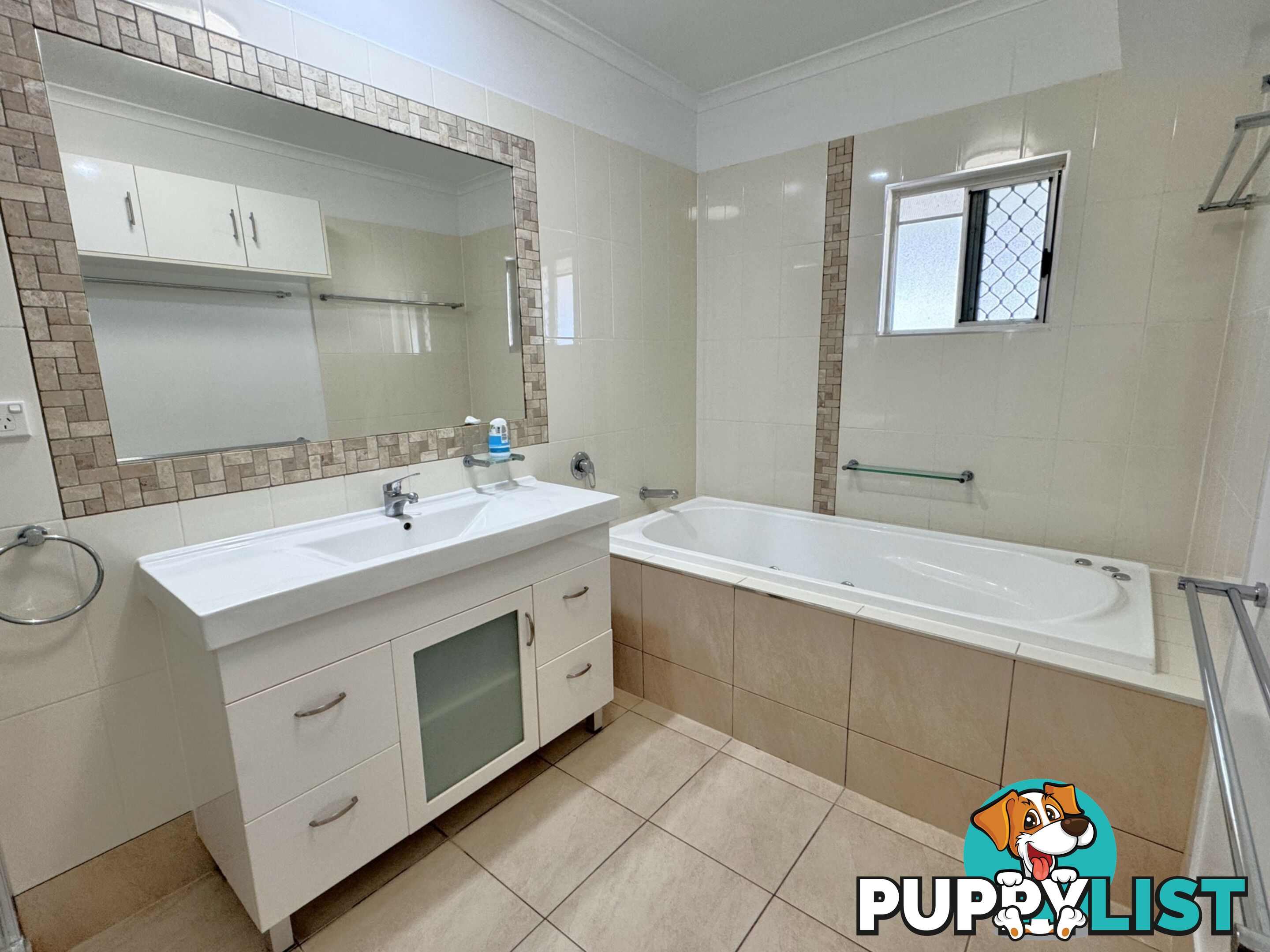 3 Hill Street BOWEN QLD 4805