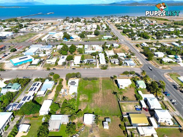 84 Powell Street BOWEN QLD 4805