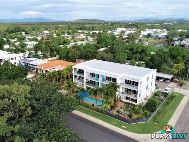 Unit 5/89 Horseshoe Bay Road BOWEN QLD 4805