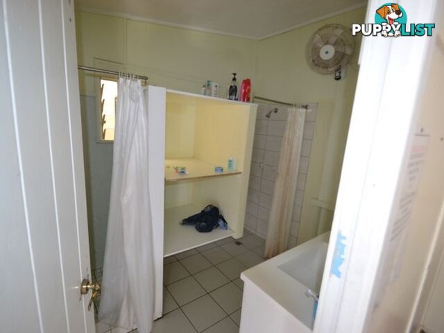 30/32 George Street BOWEN QLD 4805