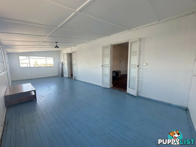 48 Powell Street BOWEN QLD 4805