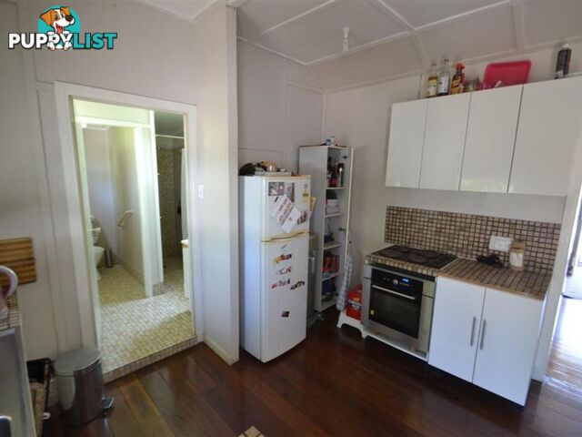 37 Sinclair Street BOWEN QLD 4805