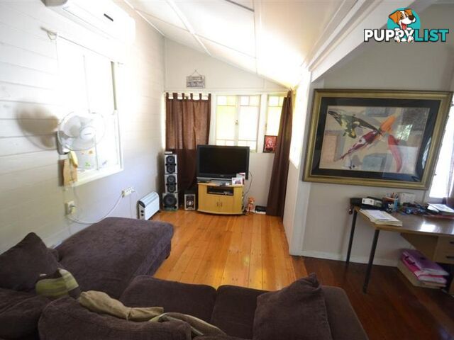 37 Sinclair Street BOWEN QLD 4805