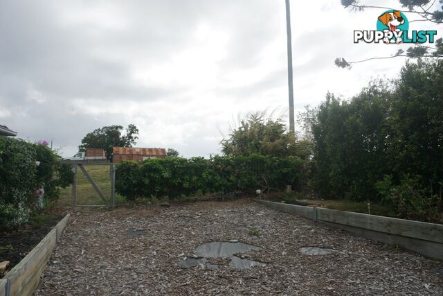 76 Poole Street BOWEN QLD 4805