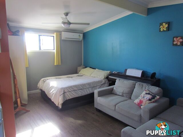 12 Daniel Street BOWEN QLD 4805
