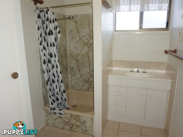 19 Argyle Street BOWEN QLD 4805
