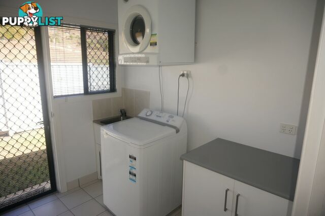 18 Reynolds Street BOWEN QLD 4805