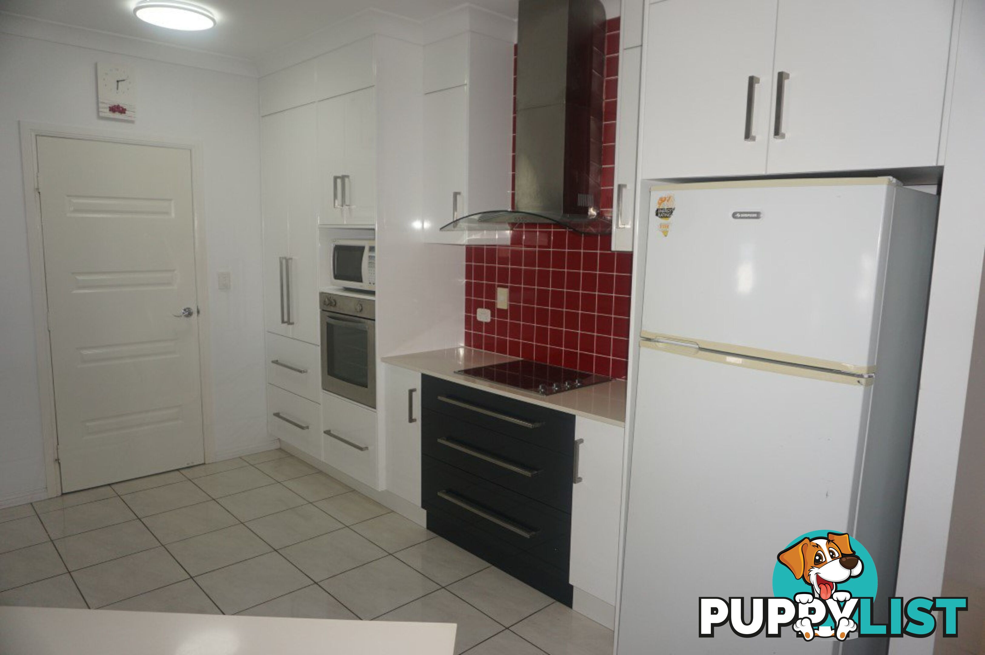 18 Reynolds Street BOWEN QLD 4805