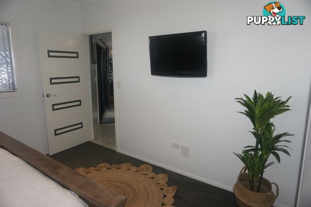 18 Reynolds Street BOWEN QLD 4805