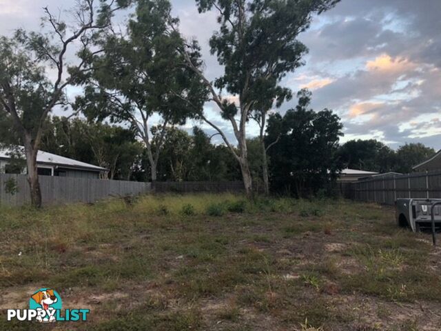 34 Crofton street BOWEN QLD 4805