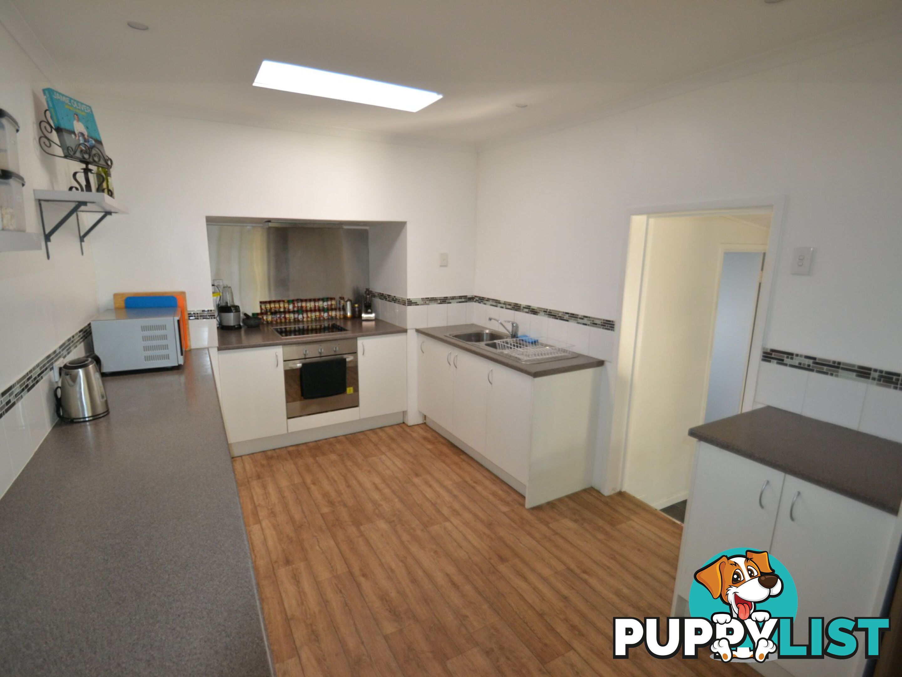 11 Brisbane St BOWEN QLD 4805